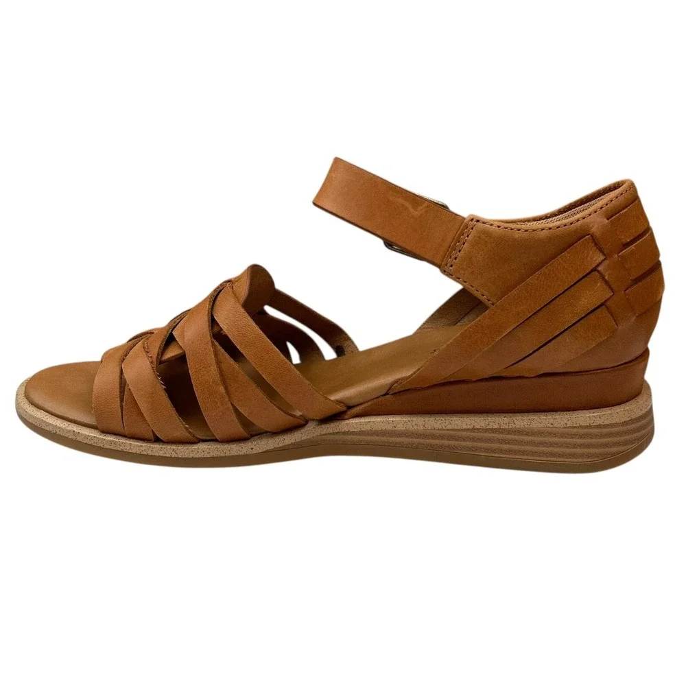 Comfortiva Marina Women's Leather Wedge Sandal‎ Size 8 Wide Brown Open Toe Shoes